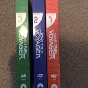 ~ Star Trek Voyager Seasons 1-7 ~
